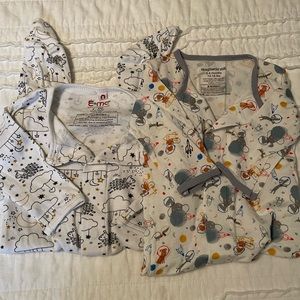 2 Magnetic Me footie pajamas
